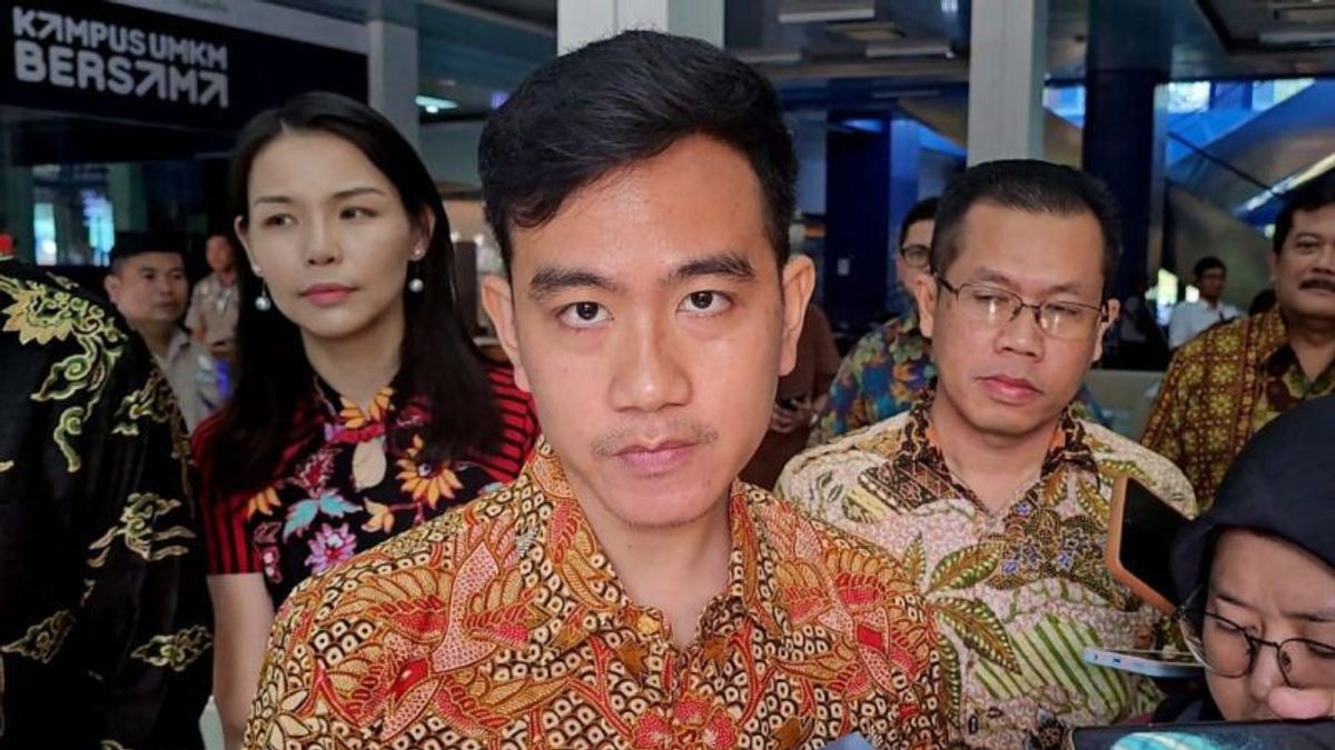 Gibran Memberi Pesan Kepada Calon Walkot Solo Teguh Prakosa